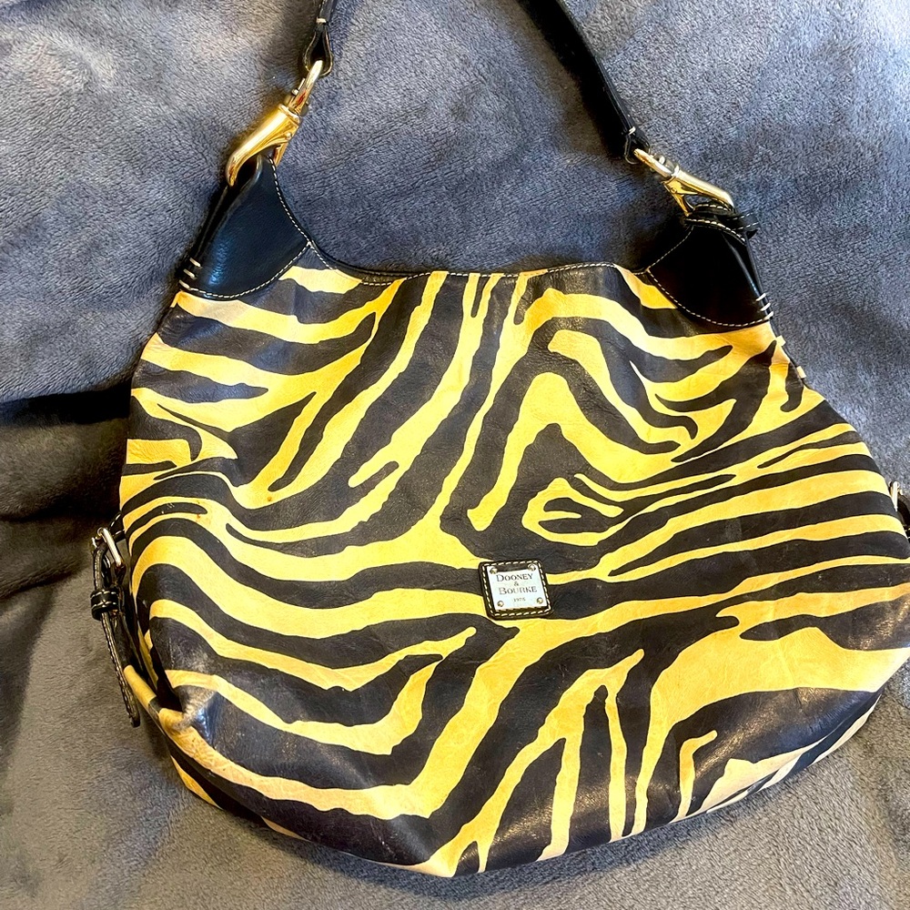 Dooney & Bourke